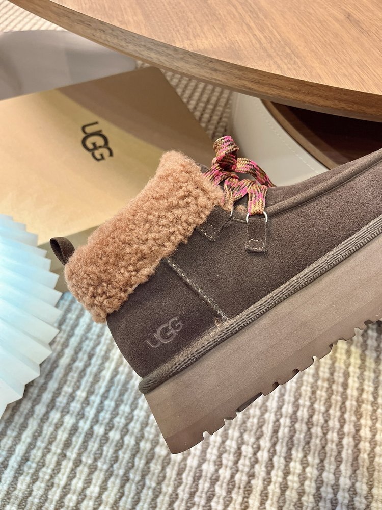 UGG 푸카라 두꺼운 바닥 스노우부츠 001-286532