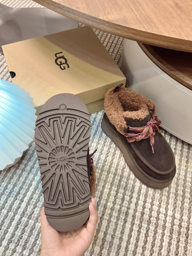 UGG 푸카라 두꺼운 바닥 스노우부츠 001-286532