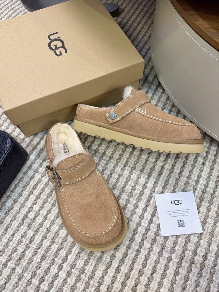 UGG 에블리나 크로그 플립플랍 001-286534