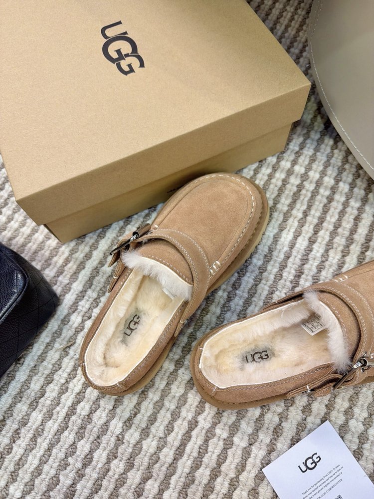 UGG 에블리나 크로그 플립플랍 001-286534