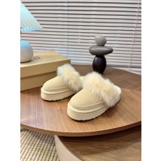 UGG 여성 클래식 털 슬리퍼 001-286551