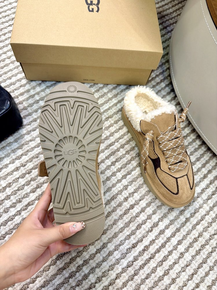 UGG 메르뮬러 캐주얼 슬리퍼 001-286552