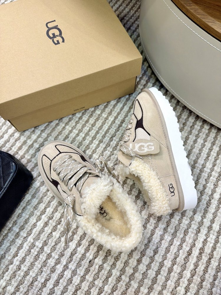 UGG 메르뮬러 슬리퍼 001-286554