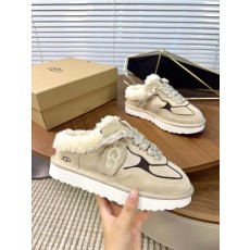 UGG 메르뮬러 슬리퍼 001-286554