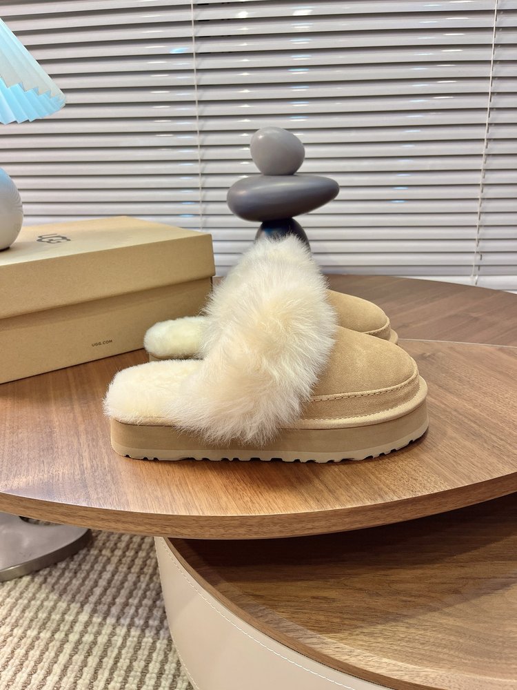 UGG 티츠쿠트 여성 털 슬리퍼 001-286563