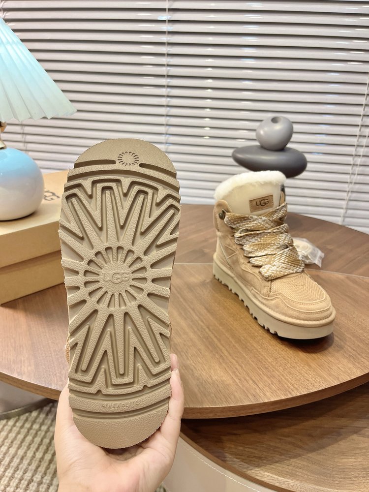 UGG 하이탑 메르 레저 슈즈 001-286576