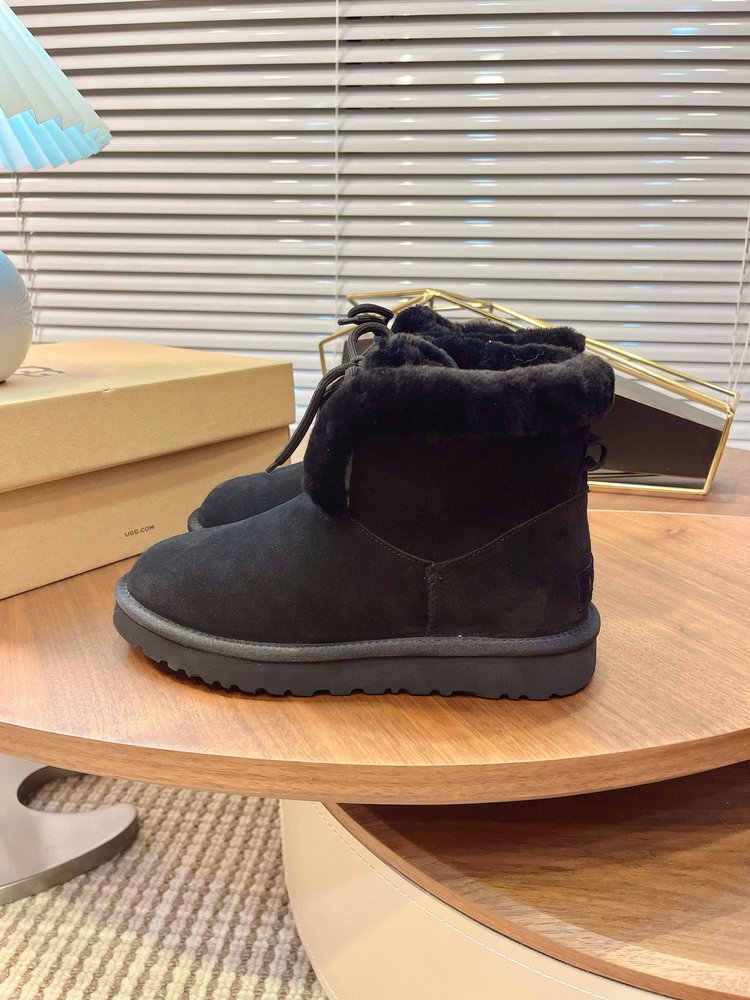 UGG 여성 클래식 스노우부츠 001-286580