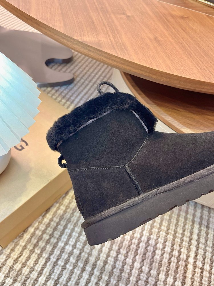 UGG 여성 클래식 스노우부츠 001-286580
