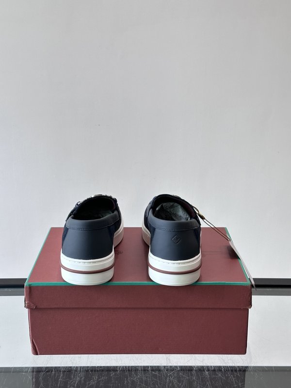Loro Piana Summer Walk 스웨이드 로퍼 001-286911