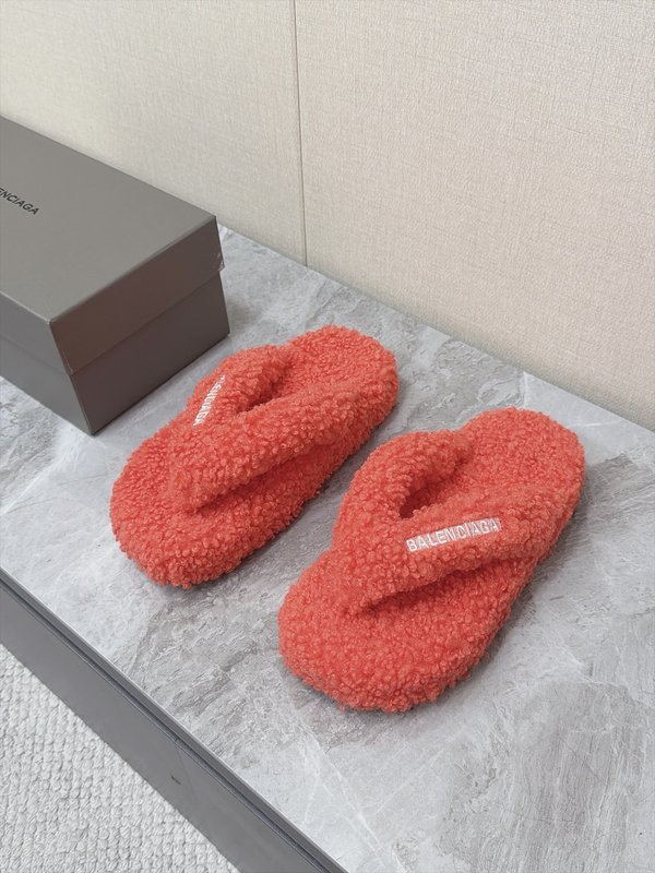 발렌시아가 커플 테디 퍼플립플롭 001-286947