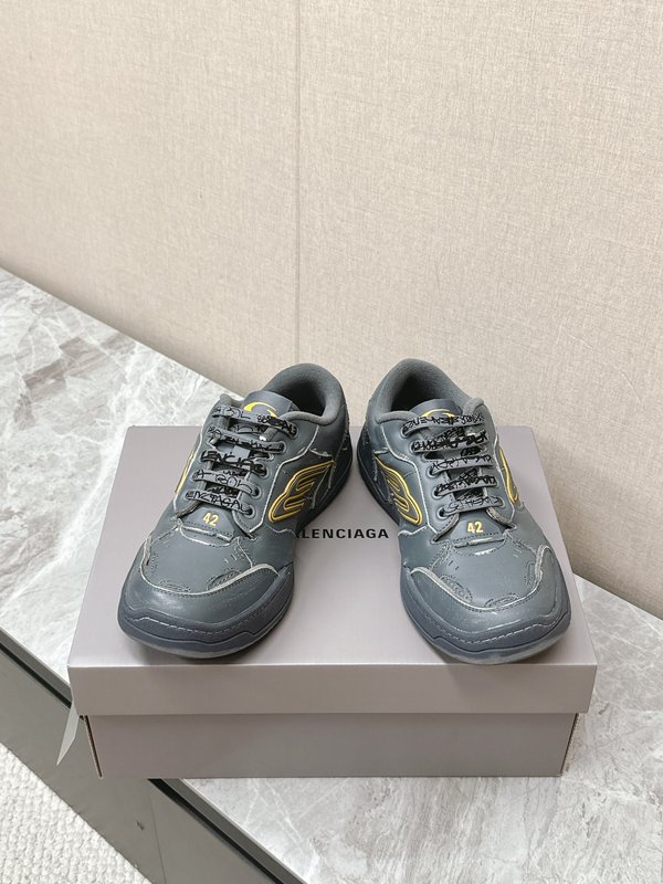 발렌시아가 햄프턴 커플 운동화 001-286959