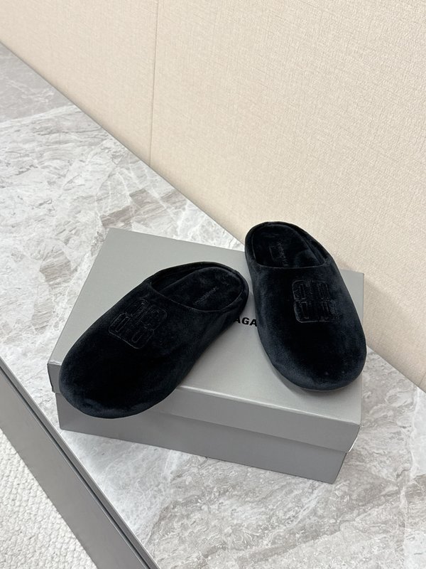 발렌시아가 런웨이 커플 슬리퍼 001-286962