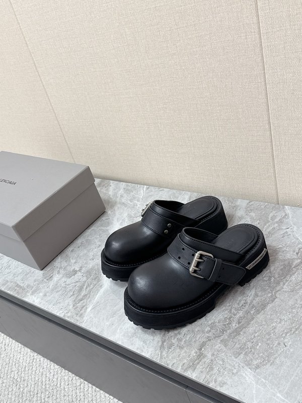 발렌시아가 두꺼운 밑창 메탈 버클 뮬 버켄 슬라이드 001-286974