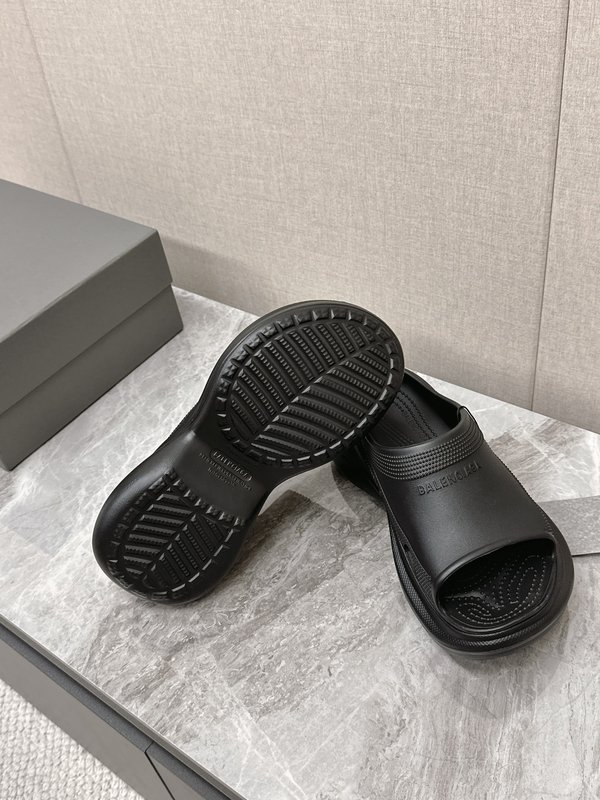 발렌시아가 봄여름 슬리퍼 001-286977