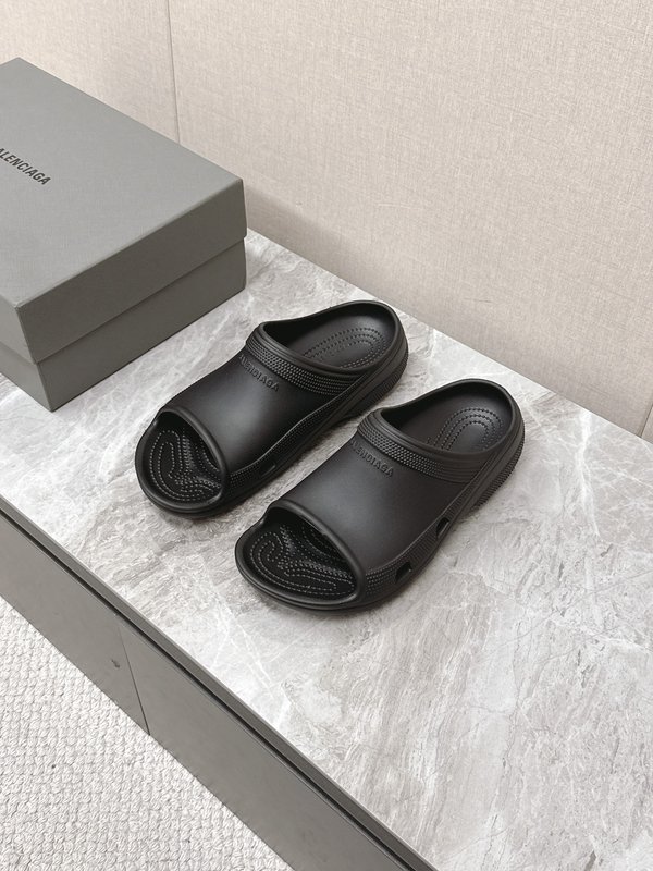 발렌시아가 커플 슬리퍼 001-286981