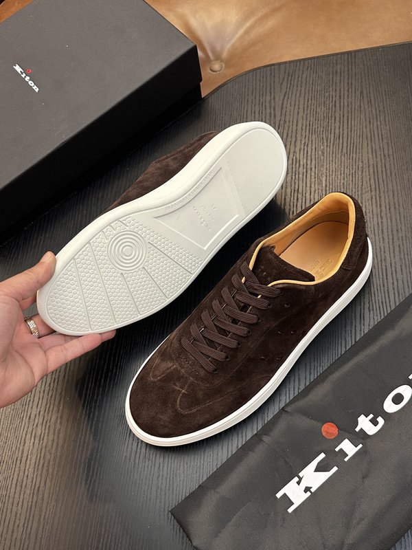 Kiton 소가죽 남성 운동화 001-287096