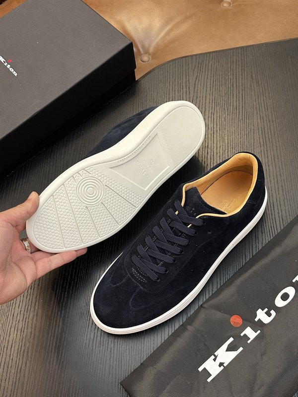 Kiton 송아지가죽 남성 스니커즈 001-287097