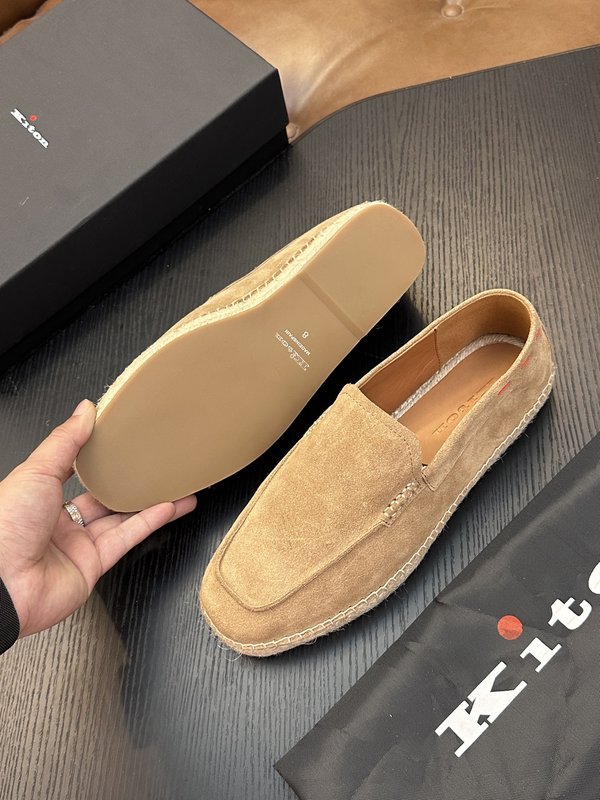 Kiton 남성 송아지 가죽 운동화 001-287105