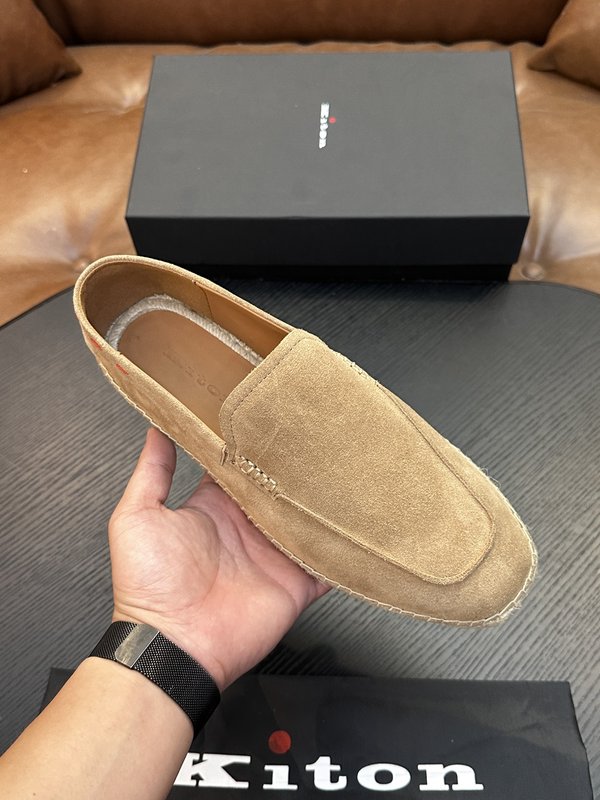 Kiton 남성 송아지 가죽 운동화 001-287105