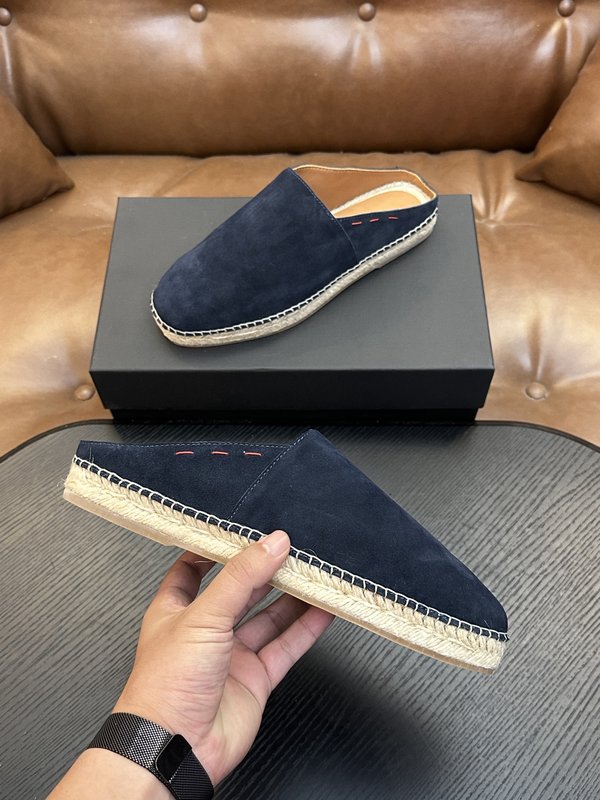 Kiton 남성 송아지 가죽 운동화 001-287107