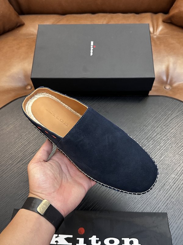 Kiton 남성 송아지 가죽 운동화 001-287107