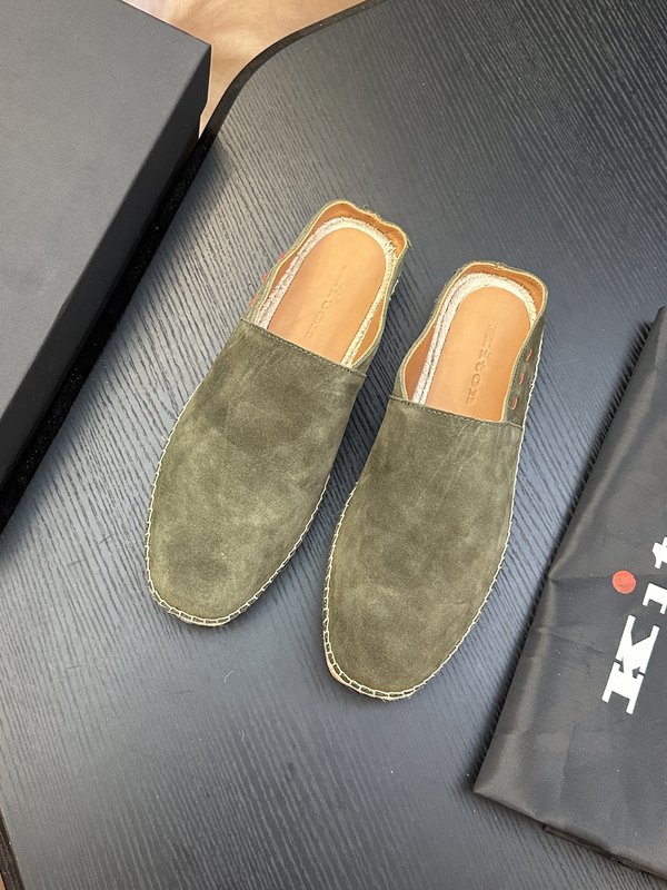Kiton 남성 소가죽 운동화 001-287108