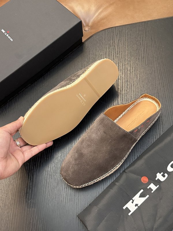 Kiton 남성 소가죽 운동화 001-287110