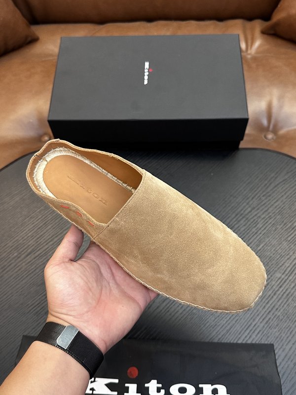 Kiton 남성 소가죽 운동화 001-287111