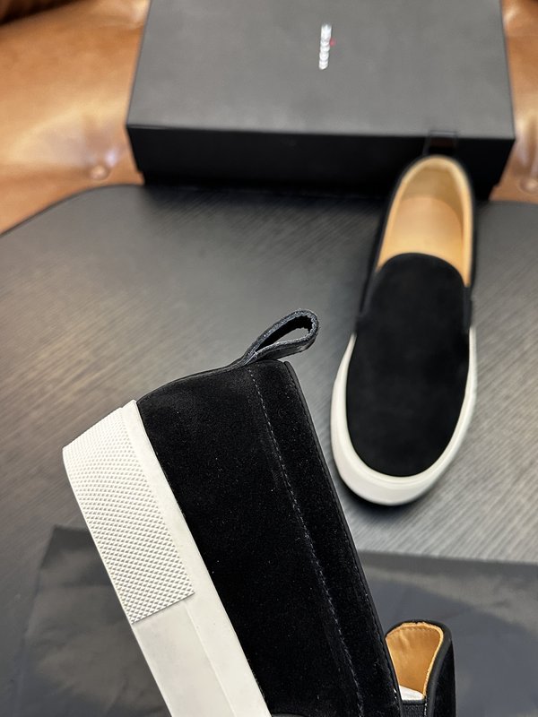 Kiton 남성 송아지가죽 운동화 001-287112