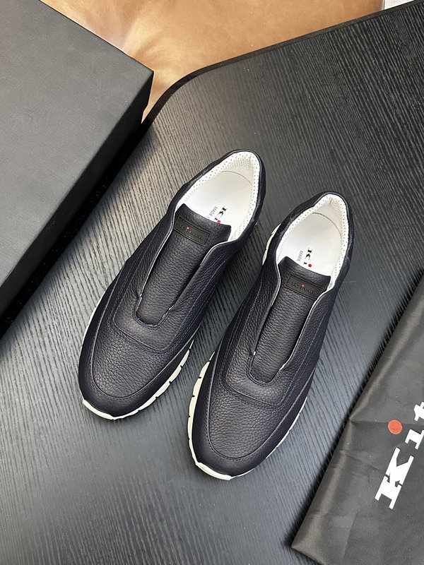Kiton 남성 송아지가죽 운동화 001-287119