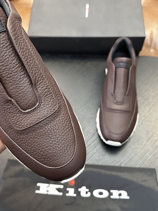 Kiton 남성 송아지 가죽 운동화 001-287120