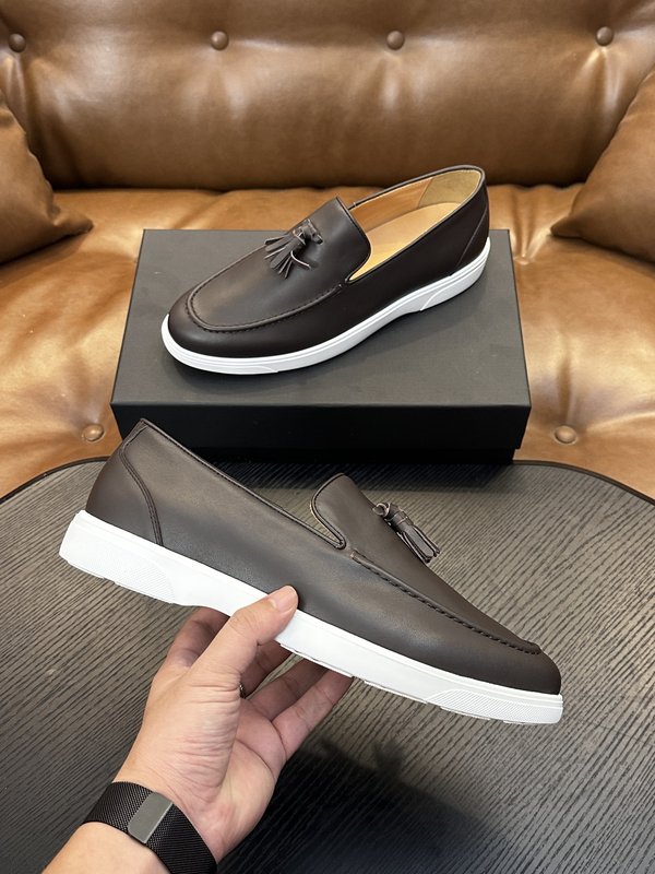 Kiton 남성 송아지 가죽 운동화 001-287139