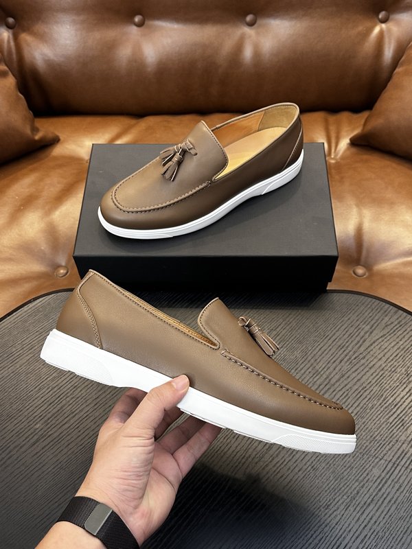 Kiton 남성 송아지 가죽 운동화 001-287140