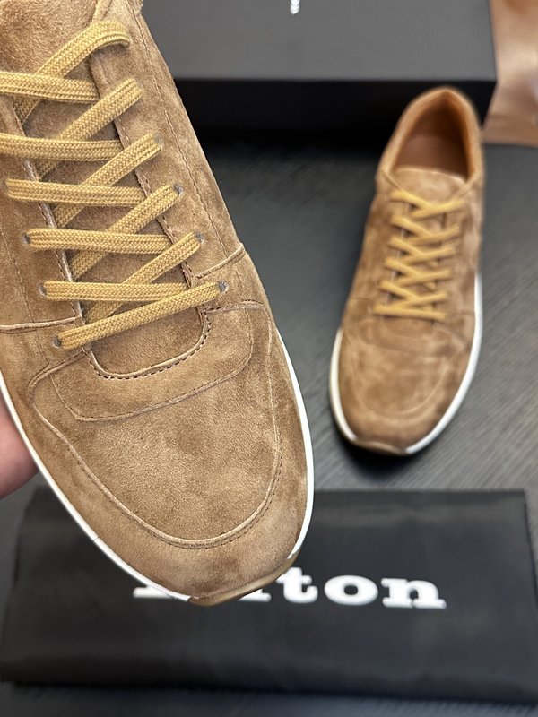 Kiton 남성 송아지가죽 운동화 001-287151