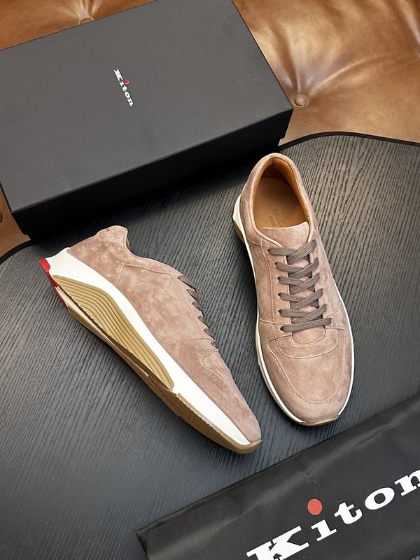 Kiton 남성 송아지 가죽 운동화 001-287153