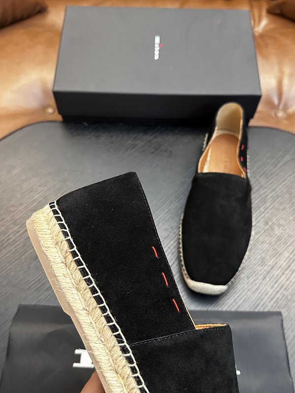 Kiton 남성 소가죽 운동화 001-287154
