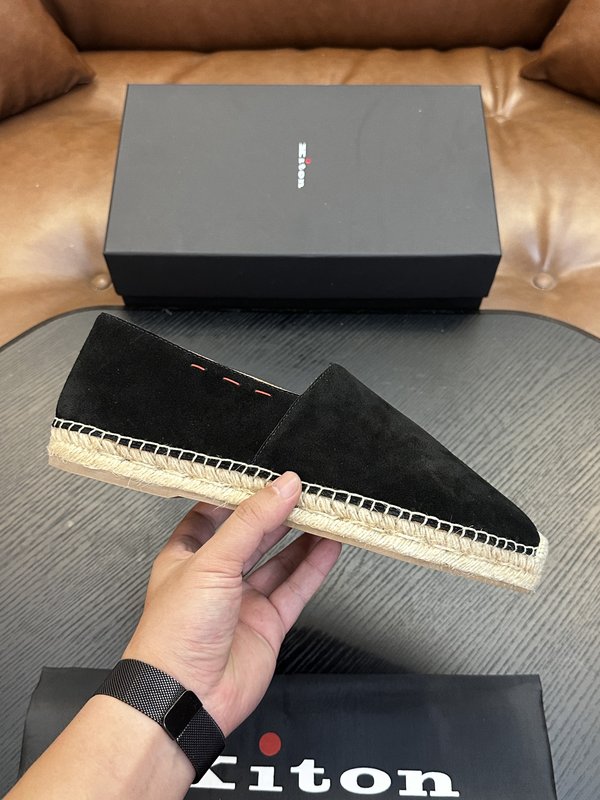 Kiton 남성 소가죽 운동화 001-287154