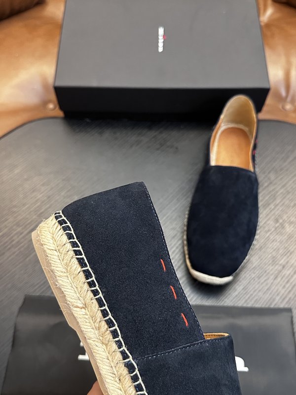 Kiton 남성 소가죽 운동화 001-287155