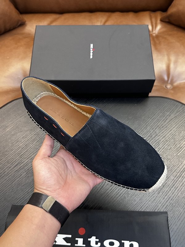 Kiton 남성 소가죽 운동화 001-287155