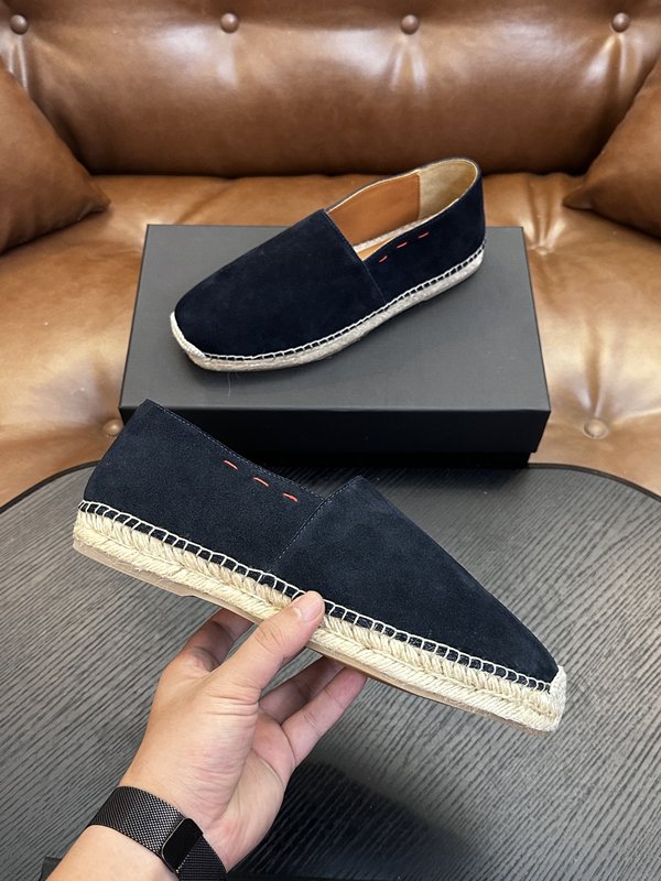 Kiton 남성 소가죽 운동화 001-287155