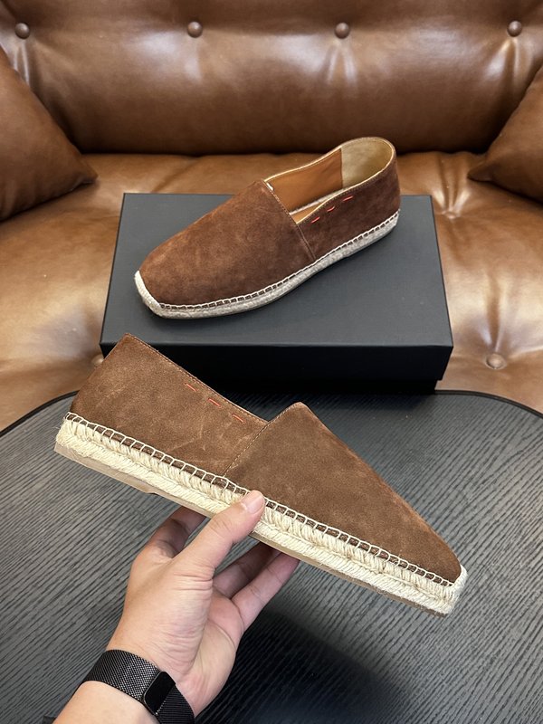 Kiton 남성 송아지 가죽 운동화 001-287157