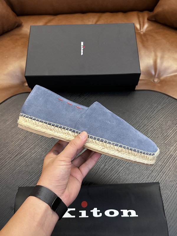 Kiton 남성 소가죽 운동화 001-287159
