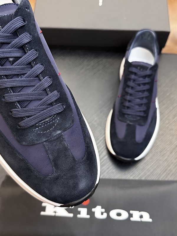 Kiton 남성 소가죽 운동화 001-287166