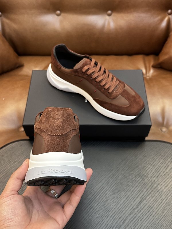 Kiton 남성 소가죽 운동화 001-287167