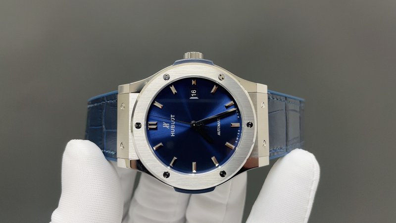 위블로 클래식 퓨전 42mm WWF 001-287236