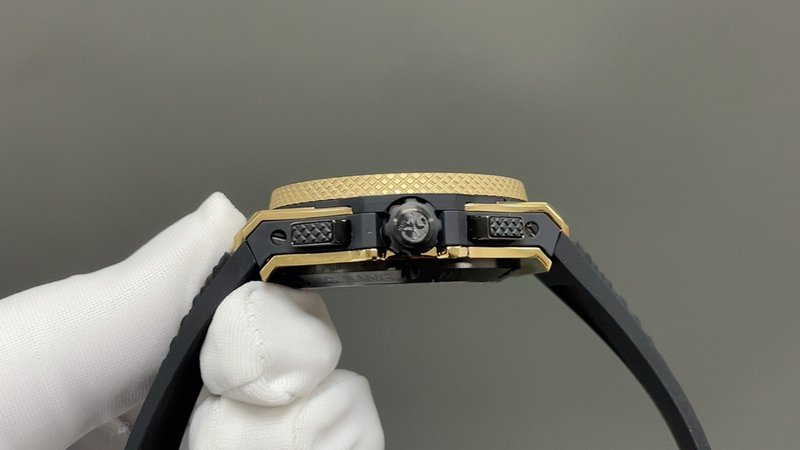 위블로 빅뱅 20주년 기념 시계 43mm 001-287239