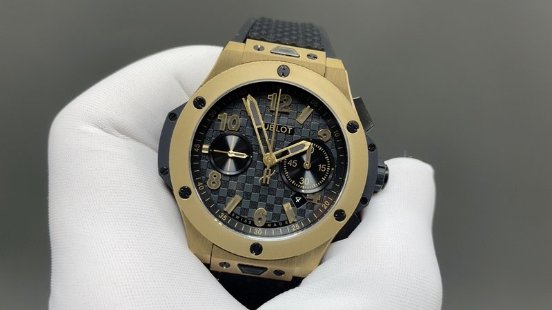 위블로 빅뱅 20주년 기념 시계 43mm 001-287239