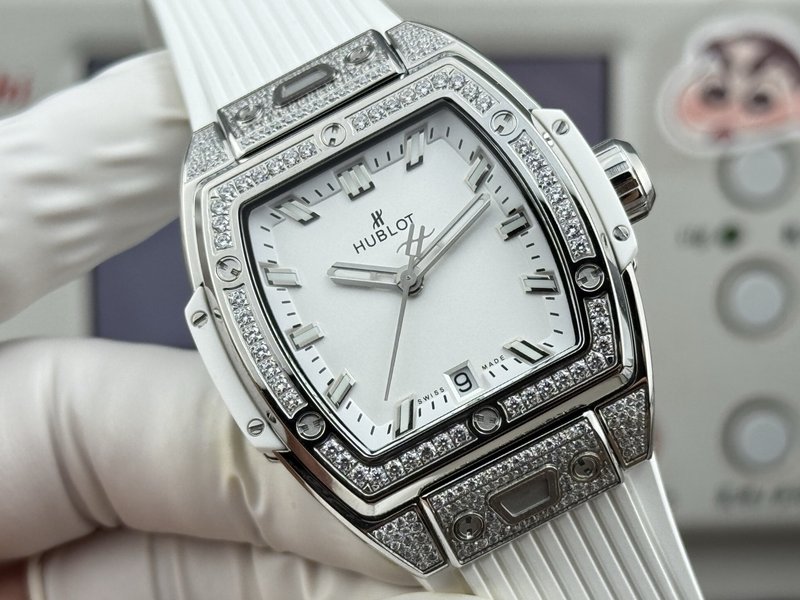 HUBLOT BIG BANG 다이아몬드 세팅 배럴 시계 001-287246