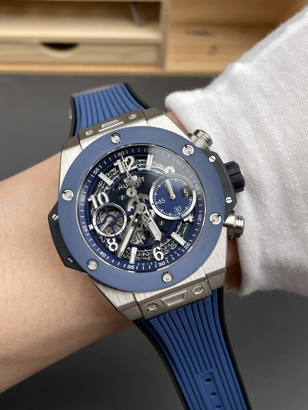 위블로 빅뱅 블루 세라믹 베젤 블루 다이얼 42mm 001-287248