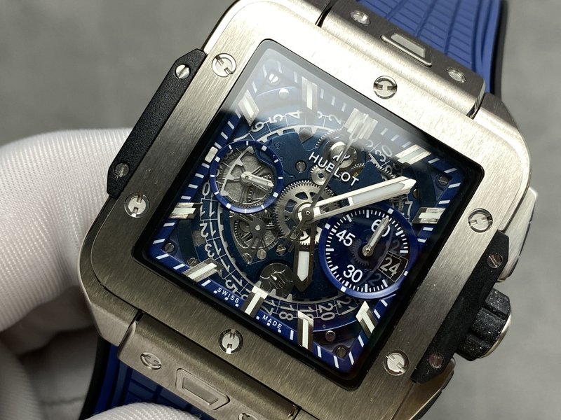 HUBLOT 스퀘어 뱅 유니코 오토매틱 시계 001-287254